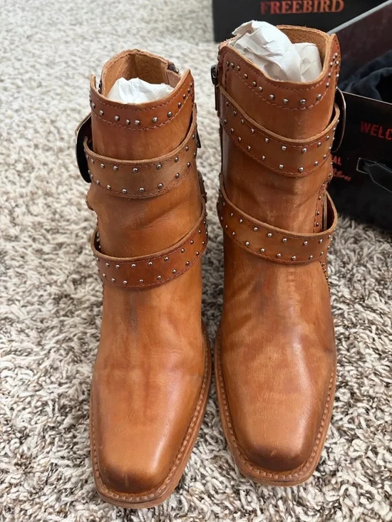 Freebird Patsy Studded Tan Leather Ankle Boots with Buckle - Picture 4 of 6
